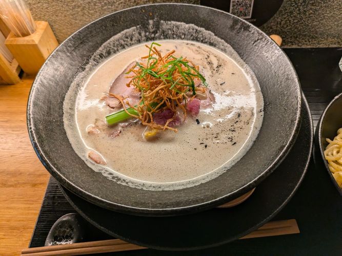 Toripaitan ramen