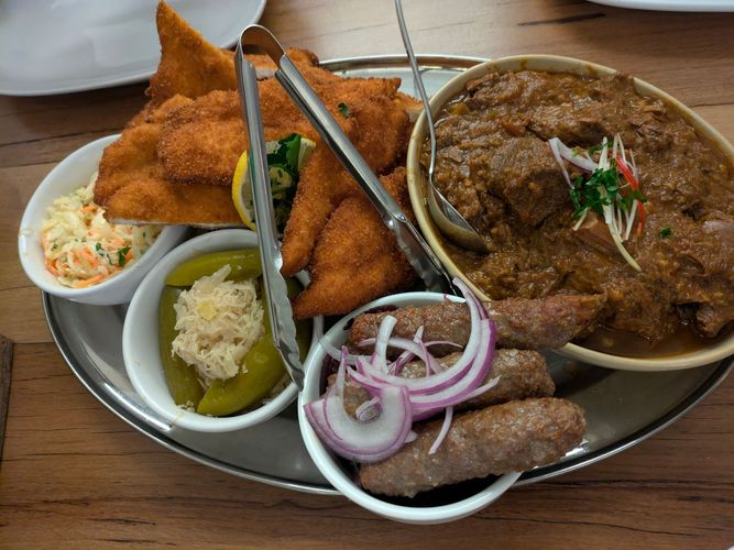 budapest-schnitzel-and-eating-house