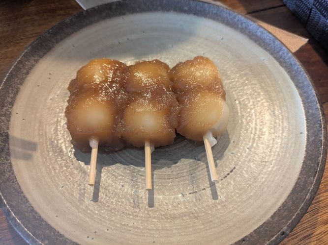 Mitarashi dango