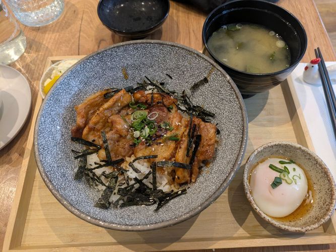 aokuma-cafe